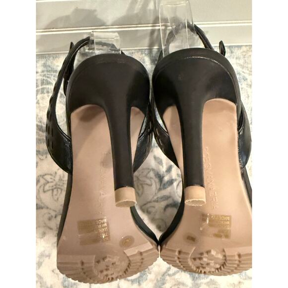 BCBG Maxazria Black Covered Toe Pump Size - Picture 6 of 6